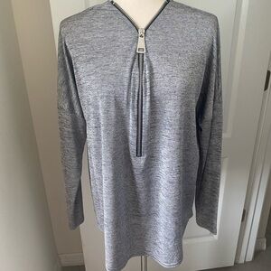 Joseph Ribkoff Size 12 V-Neck Metallic Gray Zipper Top Long Sleeve Minimalist